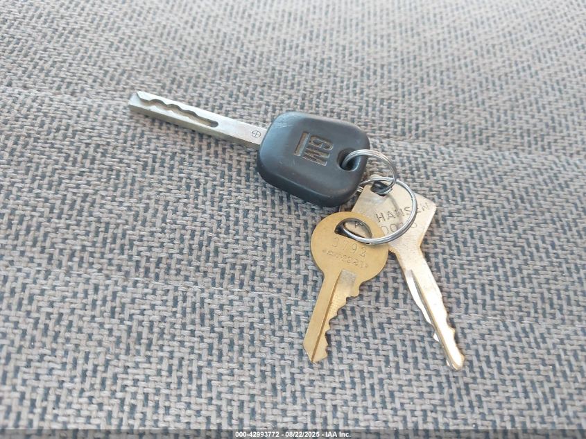 2018 Chevrolet Express Cutaway Work Van VIN: 1GB3GRCG3J1339065 Lot: 42993772