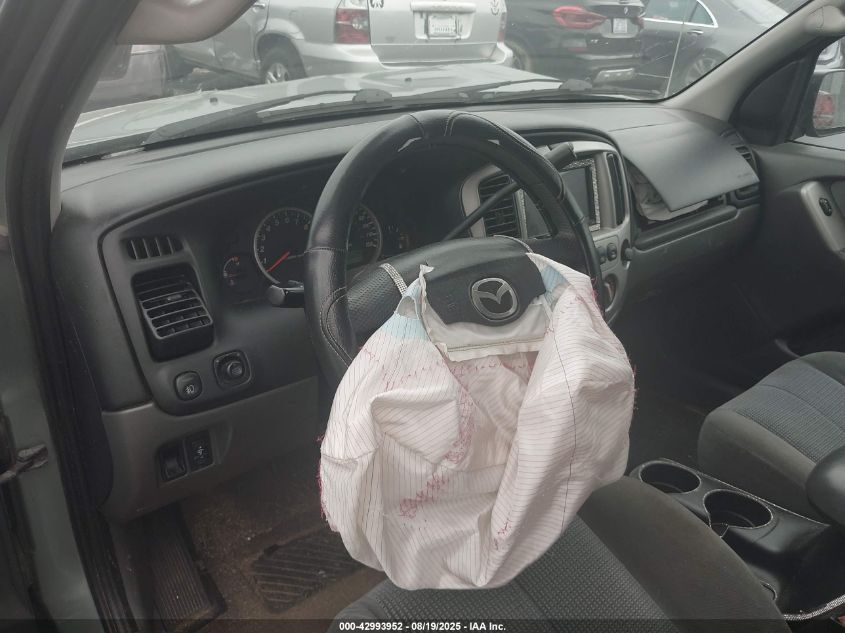 2004 Mazda Tribute Lx V6 VIN: 4F2CZ94164KM32130 Lot: 42993952