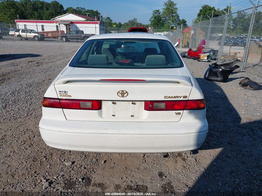1998 Toyota Camry Le V6 VIN: JT2BF22K9W0141488 Lot: 42994040