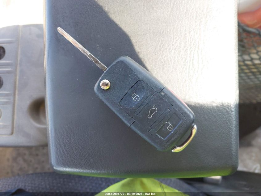 2007 Volkswagen Jetta Wolfsburg Edition VIN: 3VWEF71K87M157874 Lot: 42994770