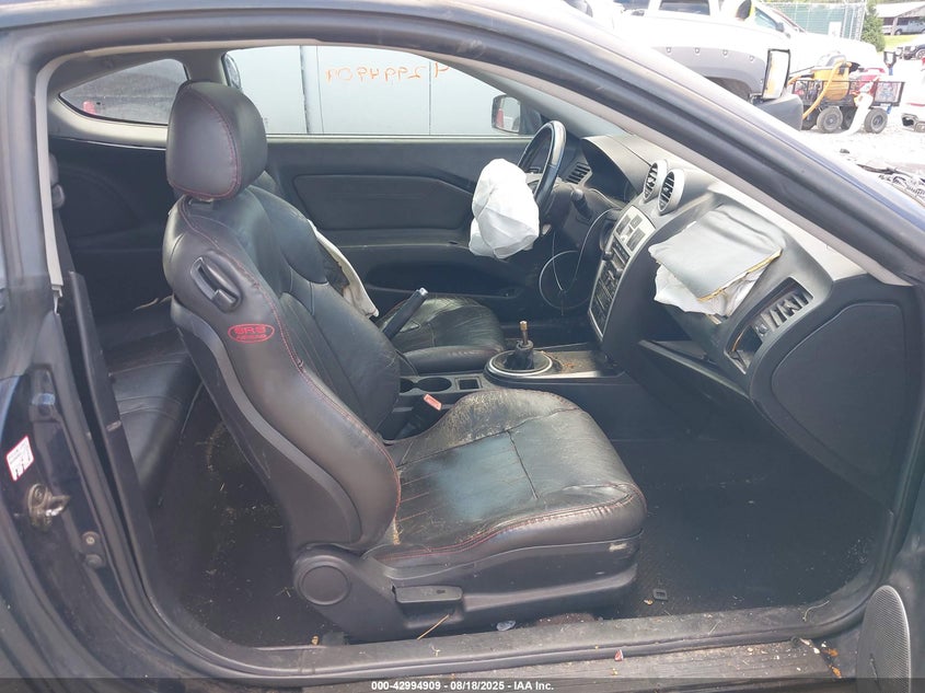 KMHHN65F95U183530 2005 HYUNDAI TIBURON photo no. 5
