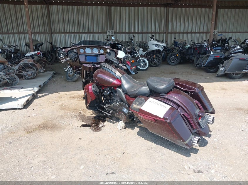 2019 HARLEY-DAVIDSON FLHXSE - 1HD1PXL31KB952090