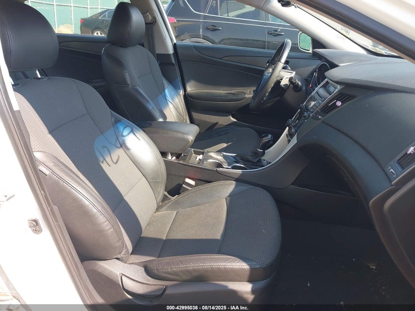 5NPEC4AC5CH389044 2012 HYUNDAI SONATA photo no. 5
