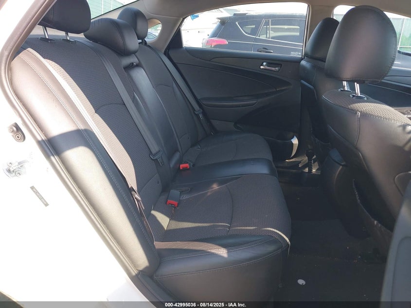 5NPEC4AC5CH389044 2012 HYUNDAI SONATA photo no. 8
