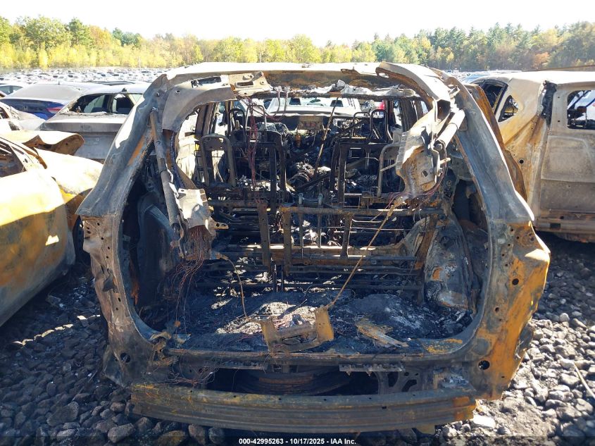 2023 Toyota Highlander Xle VIN: 5TDKDRBH4PS037371 Lot: 42995263