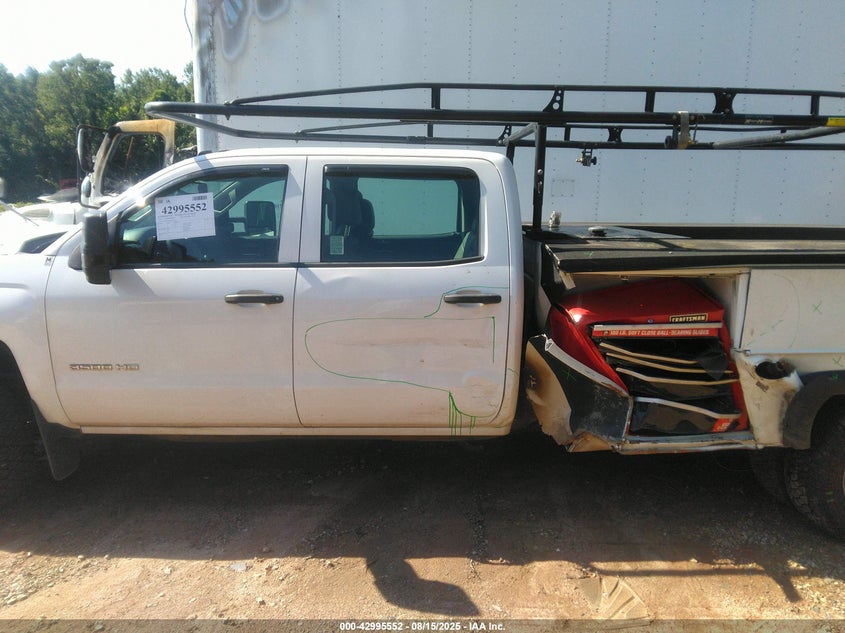 2017 Chevrolet Silverado 3500Hd Chassis Wt VIN: 1GB4KYCY0HF203379 Lot: 42995552