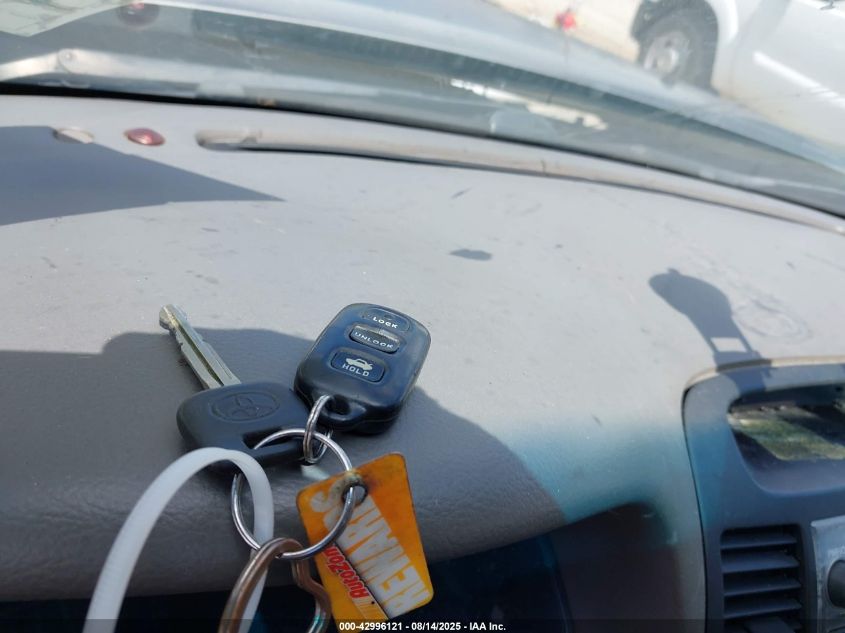 2005 Toyota Camry Le VIN: 4T1BE30K05U988275 Lot: 42996121