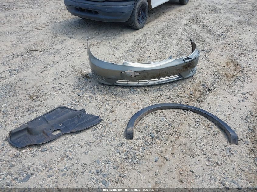 2005 Toyota Camry Le VIN: 4T1BE30K05U988275 Lot: 42996121