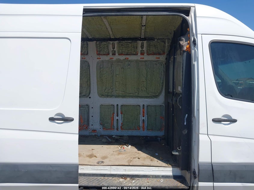 2007 Dodge Sprinter Van 2500 High Roof VIN: WD0PE845X75170360 Lot: 42996142