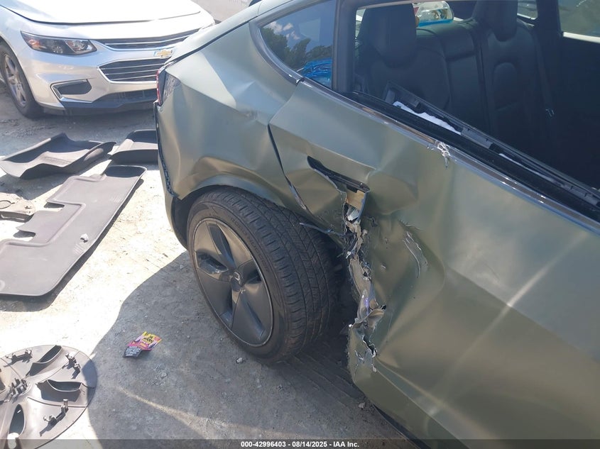 2020 Tesla Model 3 Standard Range Plus Rear-Wheel Drive/Standard Range Rear-Wheel Drive VIN: 5YJ3E1EA3LF784895 Lot: 42996403