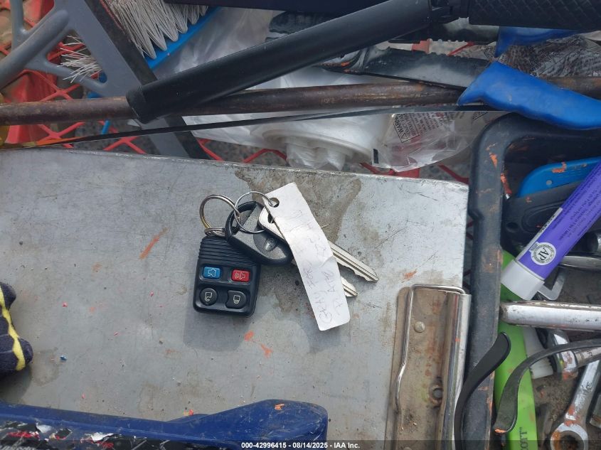 2008 Ford Focus Se/Ses VIN: 1FAHP35N38W175958 Lot: 42996415