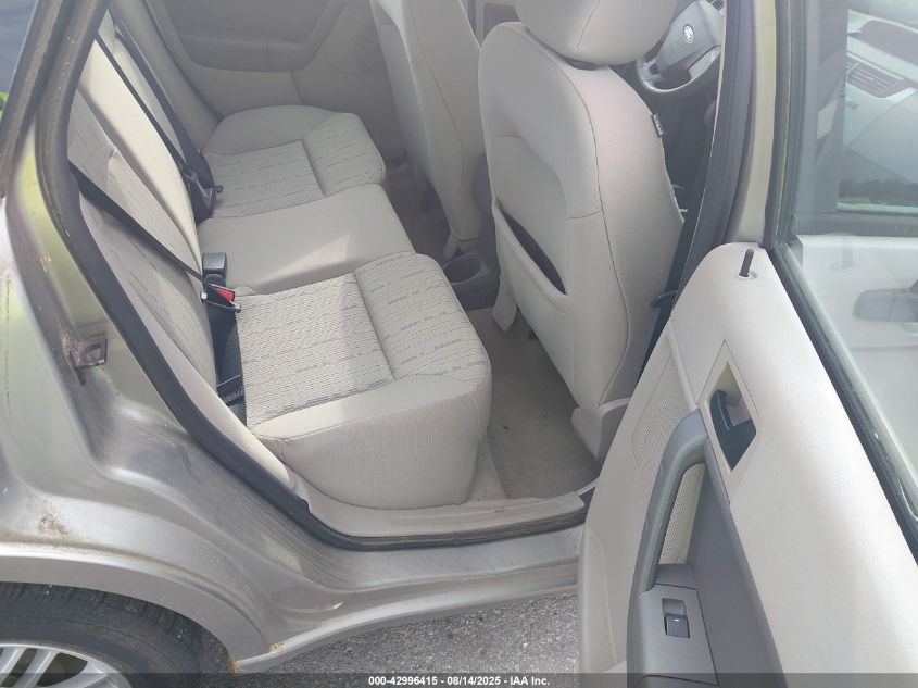 2008 Ford Focus Se/Ses VIN: 1FAHP35N38W175958 Lot: 42996415