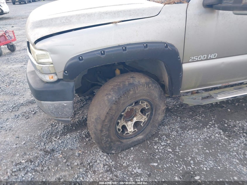 2002 Chevrolet Silverado 2500Hd Ls VIN: 1GCHC29UX2E213765 Lot: 42997087