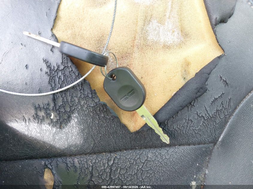 2009 Ford Focus Ses VIN: 1FAHP36NX9W242720 Lot: 42997457