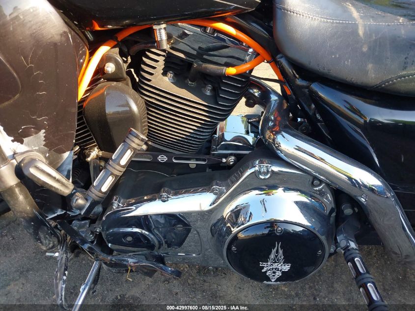 2012 Harley-Davidson Fltrx Road Glide Custom VIN: 1HD1KHM17CB625244 Lot: 42997600