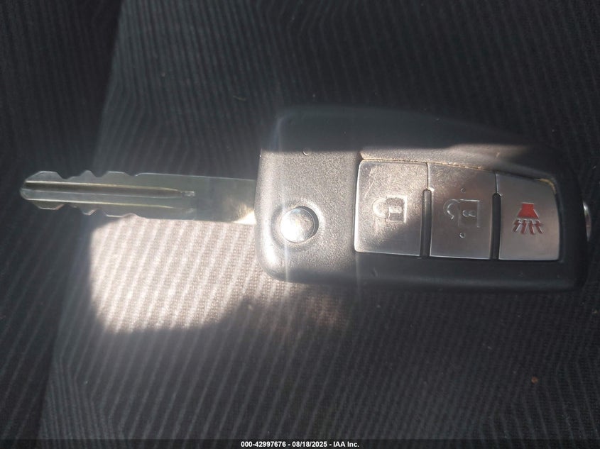 2015 Nissan Rogue S VIN: KNMAT2MT5FP581085 Lot: 42997676