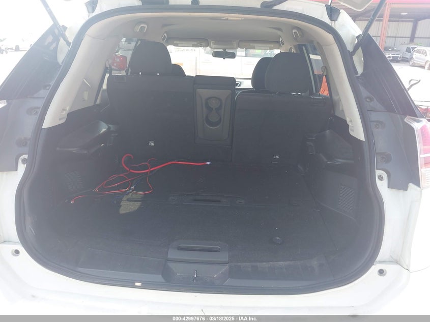 2015 Nissan Rogue S VIN: KNMAT2MT5FP581085 Lot: 42997676