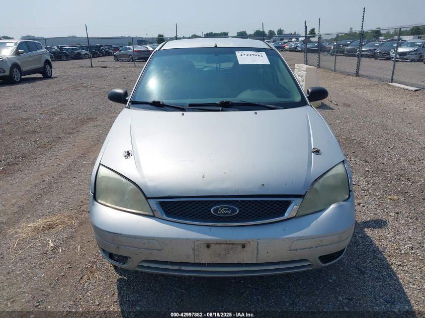 2007 Ford Focus S/Se/Ses VIN: 1FAHP31N47W194118 Lot: 42997882