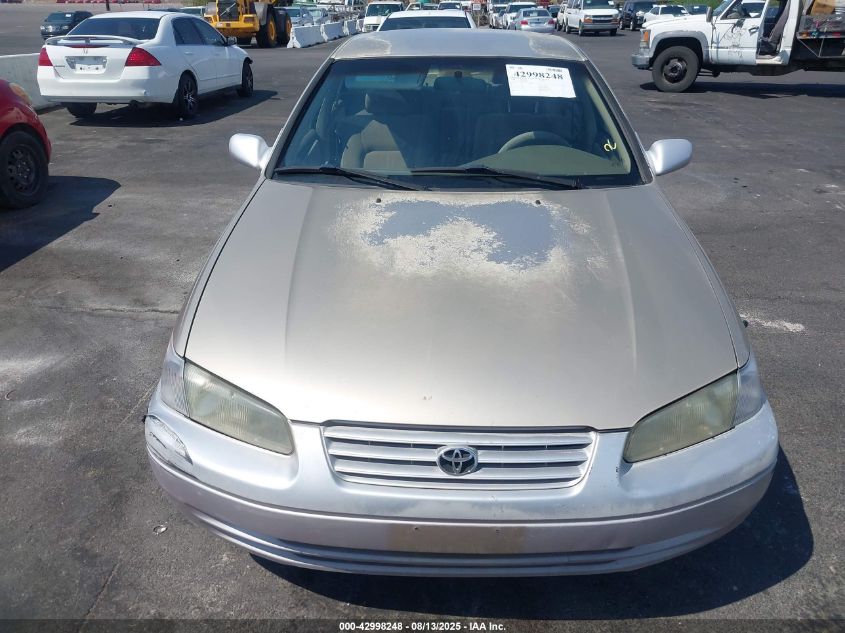 1998 Toyota Camry Ce/Le/Xle VIN: JT2BG22K7W0123732 Lot: 42998248