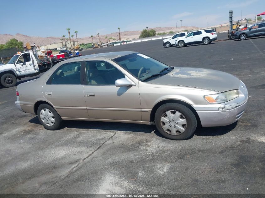 1998 Toyota Camry Ce/Le/Xle VIN: JT2BG22K7W0123732 Lot: 42998248