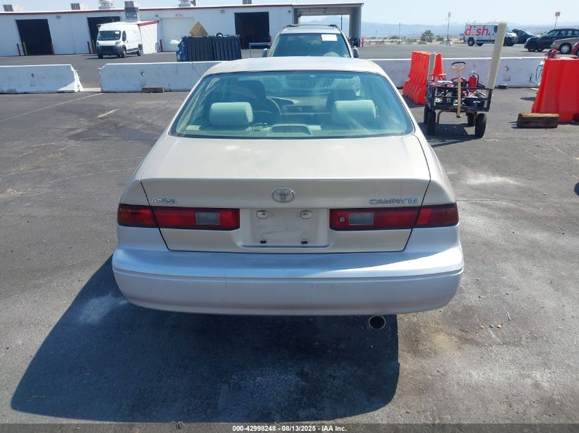 1998 Toyota Camry Ce/Le/Xle VIN: JT2BG22K7W0123732 Lot: 42998248