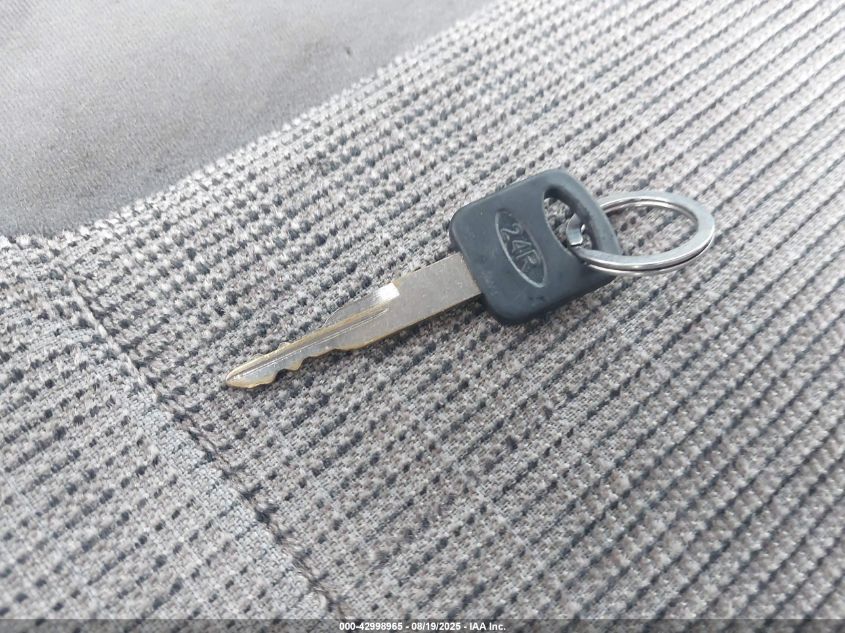 1999 Ford E-350 Super Duty Xl/Xlt VIN: 1FBSS31L5XHB76068 Lot: 42998965