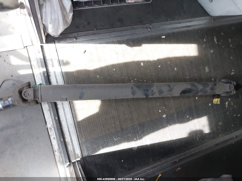 2012 Isuzu Commercial Van VIN: JALB4T175C7W00162 Lot: 42998998