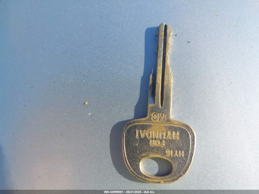 2009 Hyundai Accent Gs VIN: KMHCM36C49U111835 Lot: 42999051