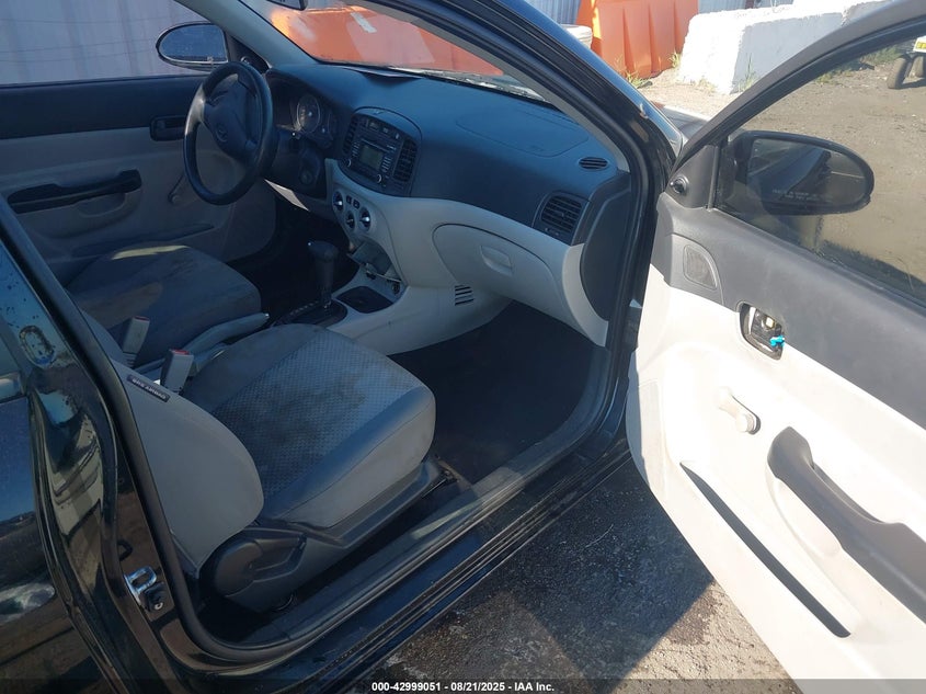 KMHCM36C49U111835 2009 HYUNDAI ACCENT photo no. 5