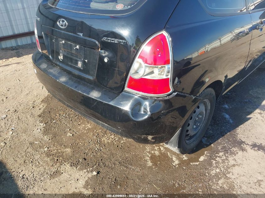 2009 Hyundai Accent Gs VIN: KMHCM36C49U111835 Lot: 42999051