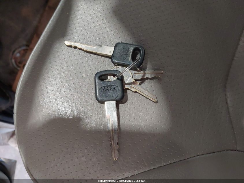 2002 Ford E-150 Commercial/Recreational VIN: 1FTRE14W72HB54674 Lot: 42999058