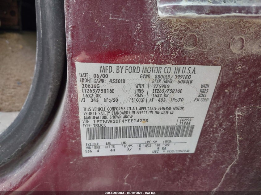 2000 Ford F-250 Lariat/Xl/Xlt VIN: 1FTNW20F4YEE14238 Lot: 42999064