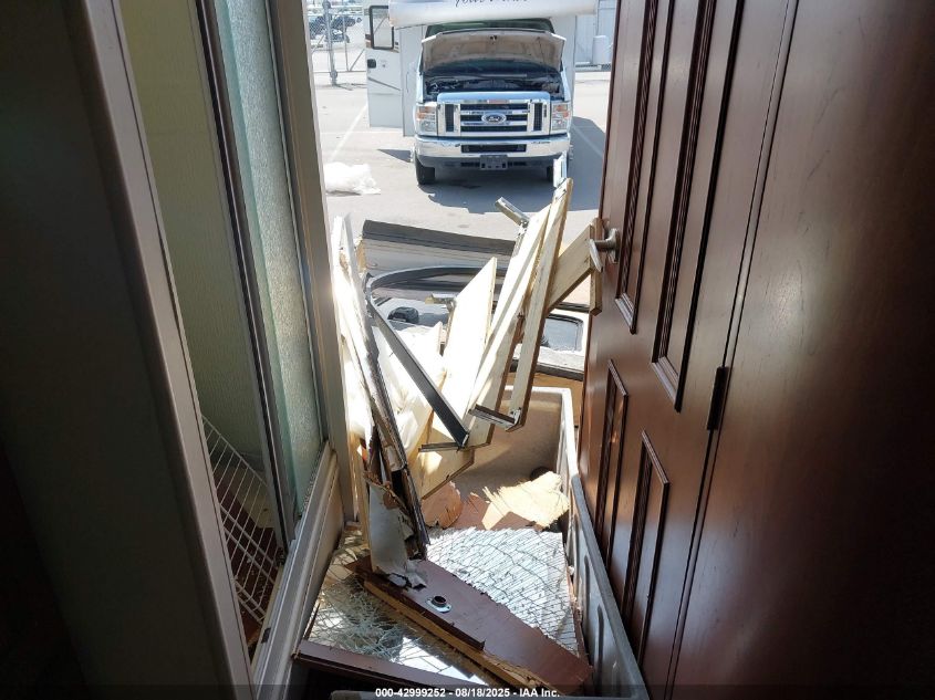 2013 Ford E-450 Cutaway VIN: 1FDXE4FS0DDB28619 Lot: 42999252