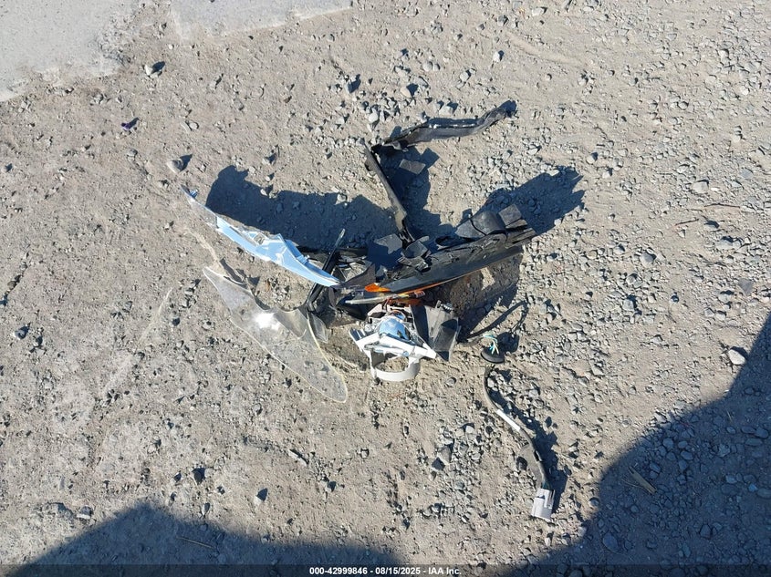 2018 TOYOTA CAMRY LE - 4T1B11HK4JU060709