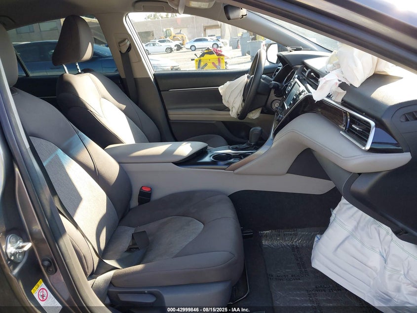 2018 TOYOTA CAMRY LE - 4T1B11HK4JU060709