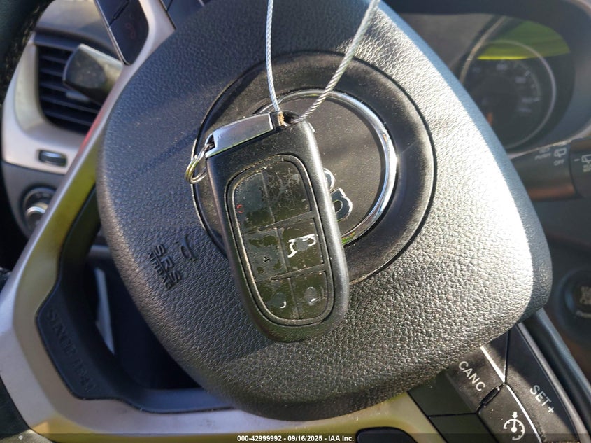 2016 Jeep Cherokee Latitude VIN: 1C4PJLCS5GW127098 Lot: 42999992