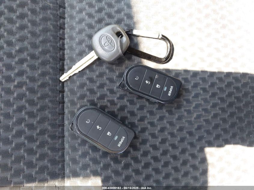 2005 Toyota Corolla S VIN: 2T1BR32E35C554414 Lot: 43000163