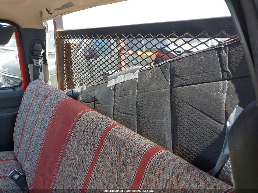 1990 Ford F350 VIN: 2FDHF37GXLCA43842 Lot: 43000168