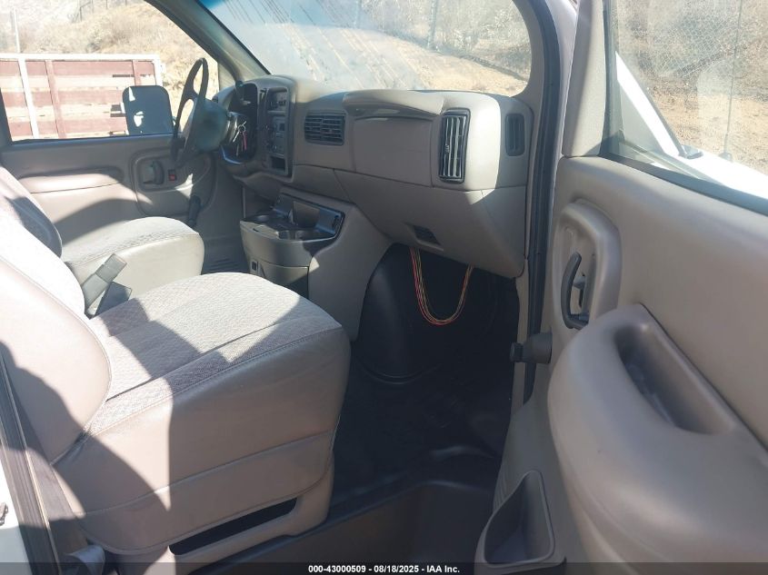 2001 GMC Savana Special VIN: 1GDJG31R611162074 Lot: 43000509