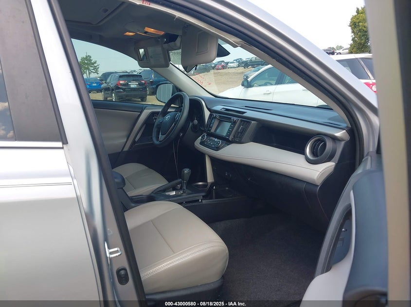 2018 TOYOTA RAV4 XLE - 2T3WFREV0JW419674