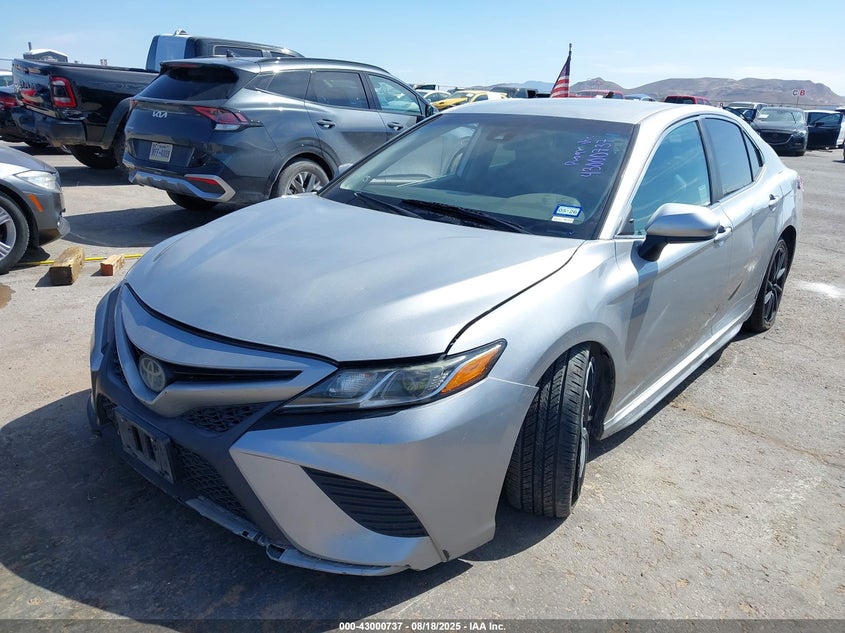 2019 TOYOTA CAMRY SE - 4T1B11HK1KU163085