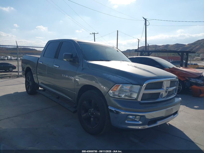Vin: 1d7rb1ct8bs637793, lot: 43494816, ram ram 1500 slt 2011 img_1