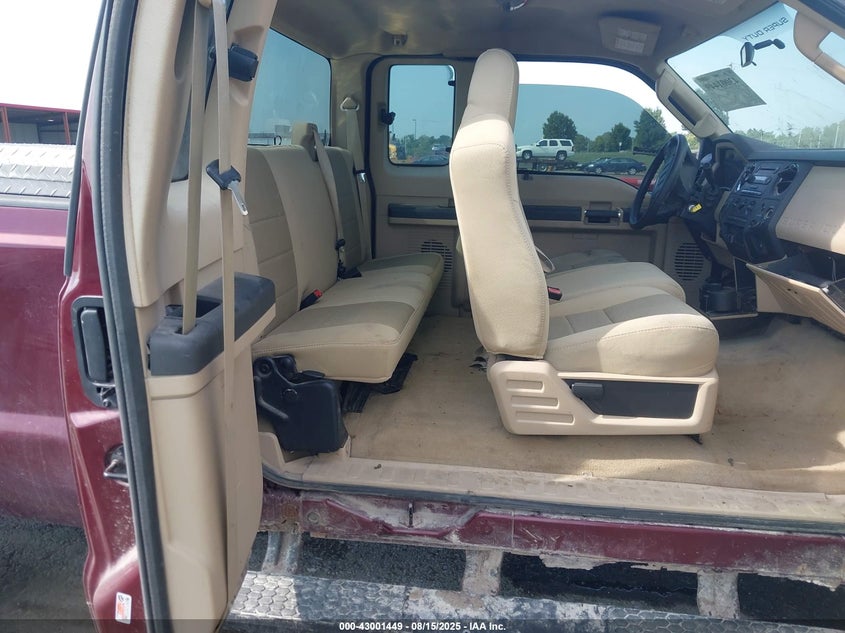 2008 Ford F-250 Fx4/Lariat/Xl/Xlt VIN: 1FTSX21R18EA81912 Lot: 43001449