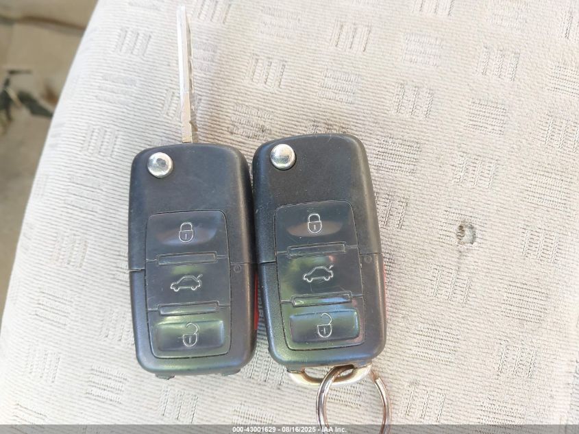 2001 Volkswagen Passat Gls VIN: WVWPD63B01P265089 Lot: 43001629