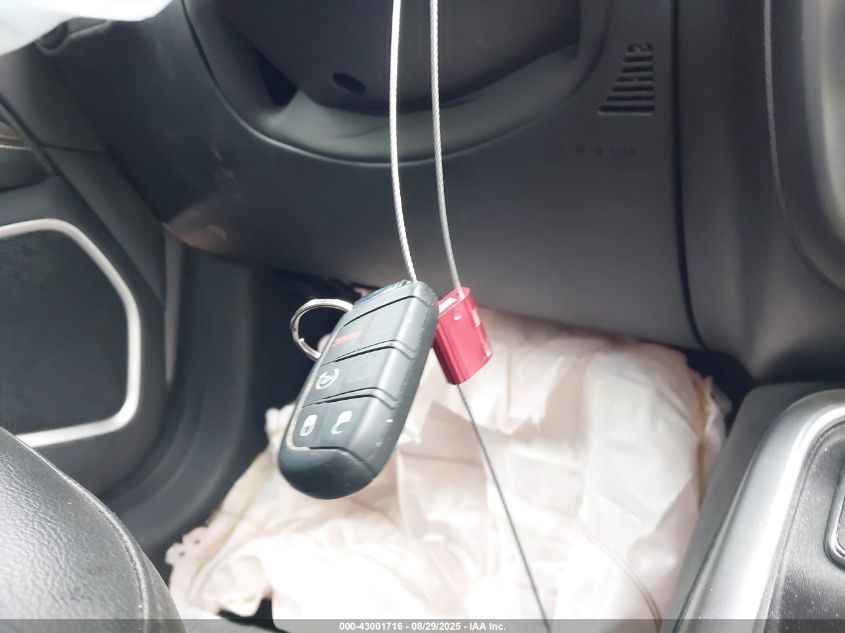 2018 Jeep Compass Latitude Fwd VIN: 3C4NJCBB7JT304661 Lot: 43001716