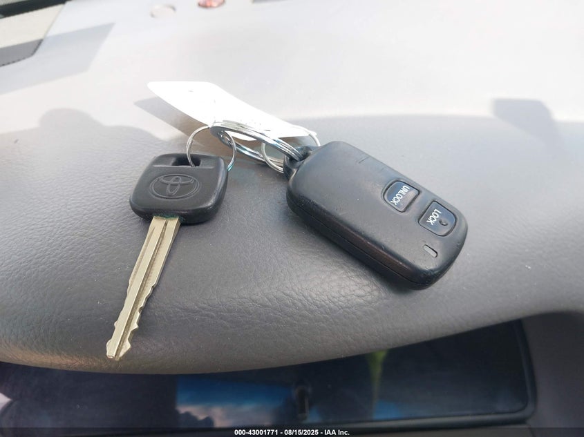 2006 Toyota Camry Std VIN: 4T1BE32K56U724564 Lot: 43001771