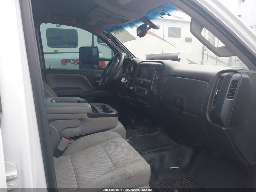 2018 Chevrolet Silverado 3500Hd Chassis Wt VIN: 1GB4KYCG2JF284625 Lot: 43001881