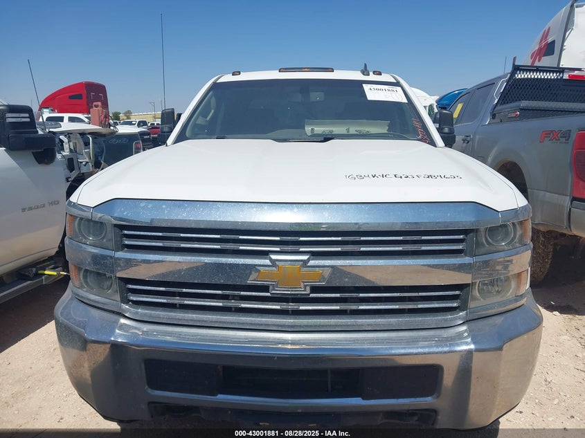 2018 Chevrolet Silverado 3500Hd Chassis Wt VIN: 1GB4KYCG2JF284625 Lot: 43001881