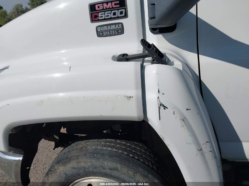 2003 GMC Tc5500 VIN: 1GDE5E1193F506743 Lot: 43002302