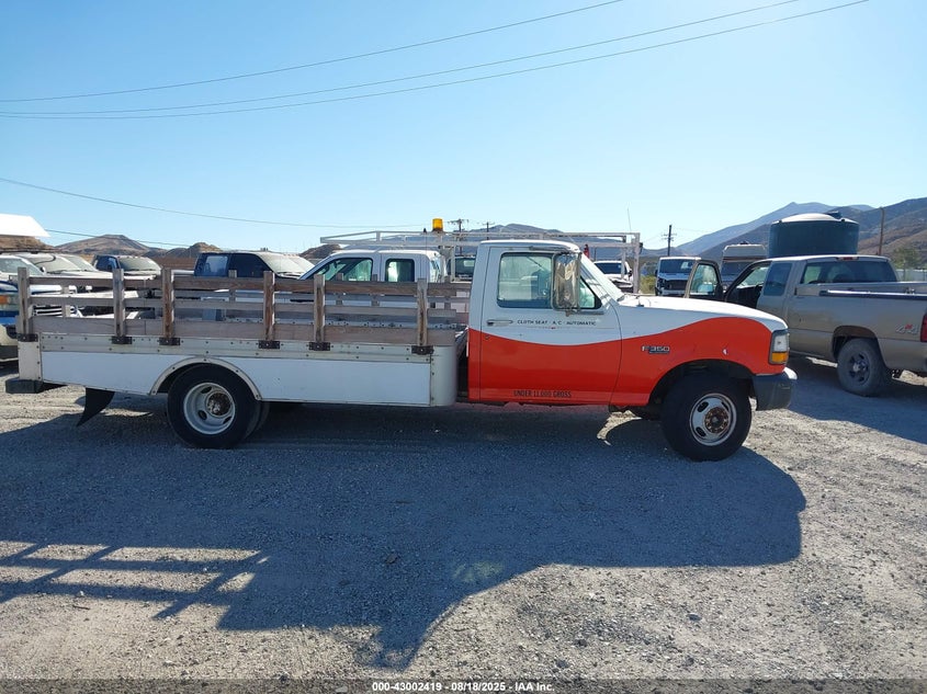 1997 Ford F-350 Chassis Xl VIN: 1FDKF37G5VEB50185 Lot: 43002419